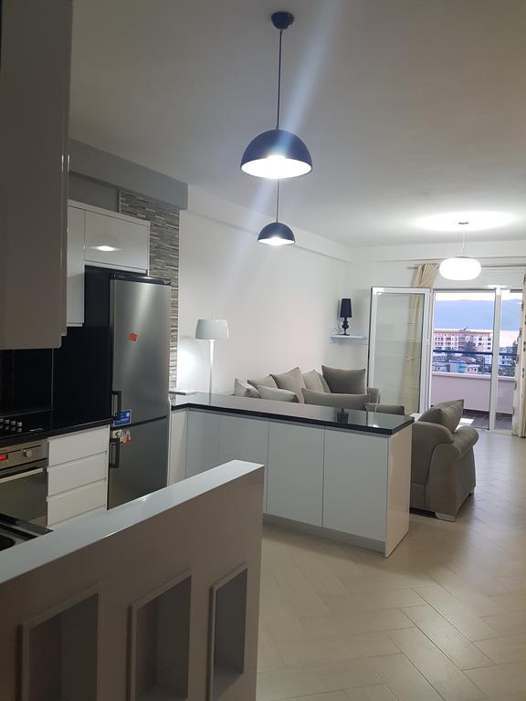 Modern Cozy Apartment Seaview Vlore Exterior photo